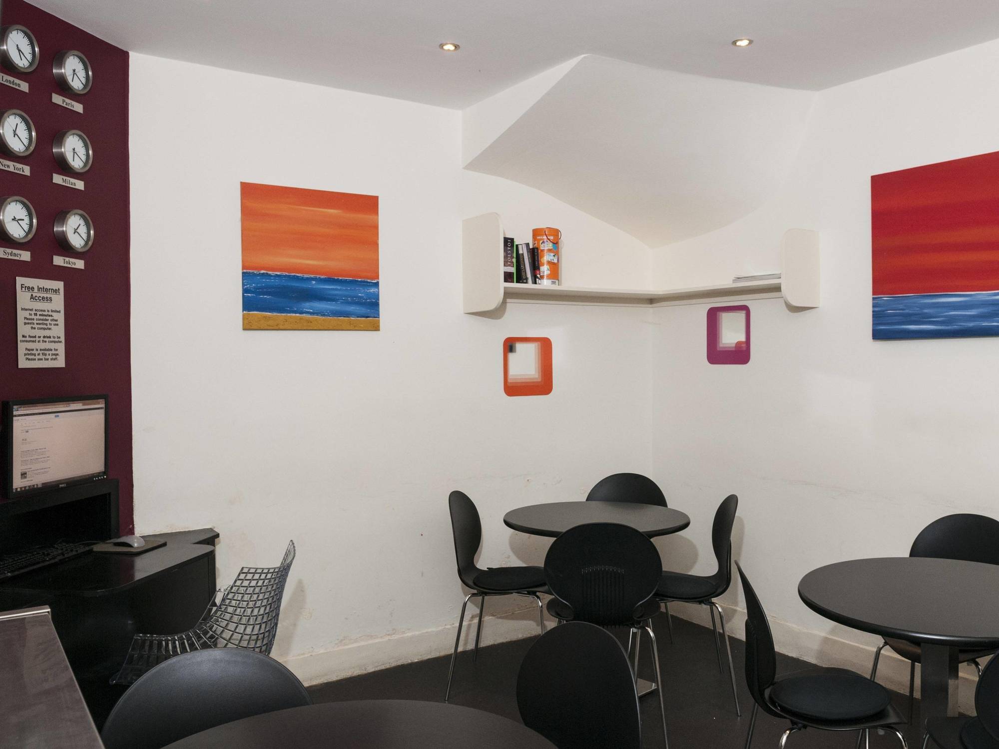 Albergue West End